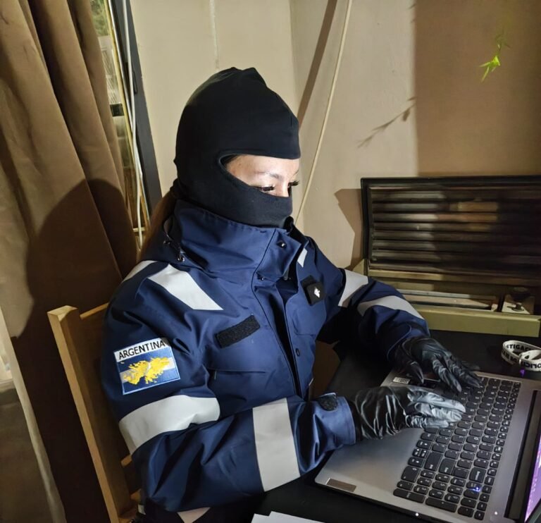 OPERATIVO “LAZOS DE SANGRE”: SEIS MESES DE INVESTIGACIÓN, CUATRO DETENIDOS Y DROGA FRACCIONADA PARA LA VENTA EN EL CALAFATE